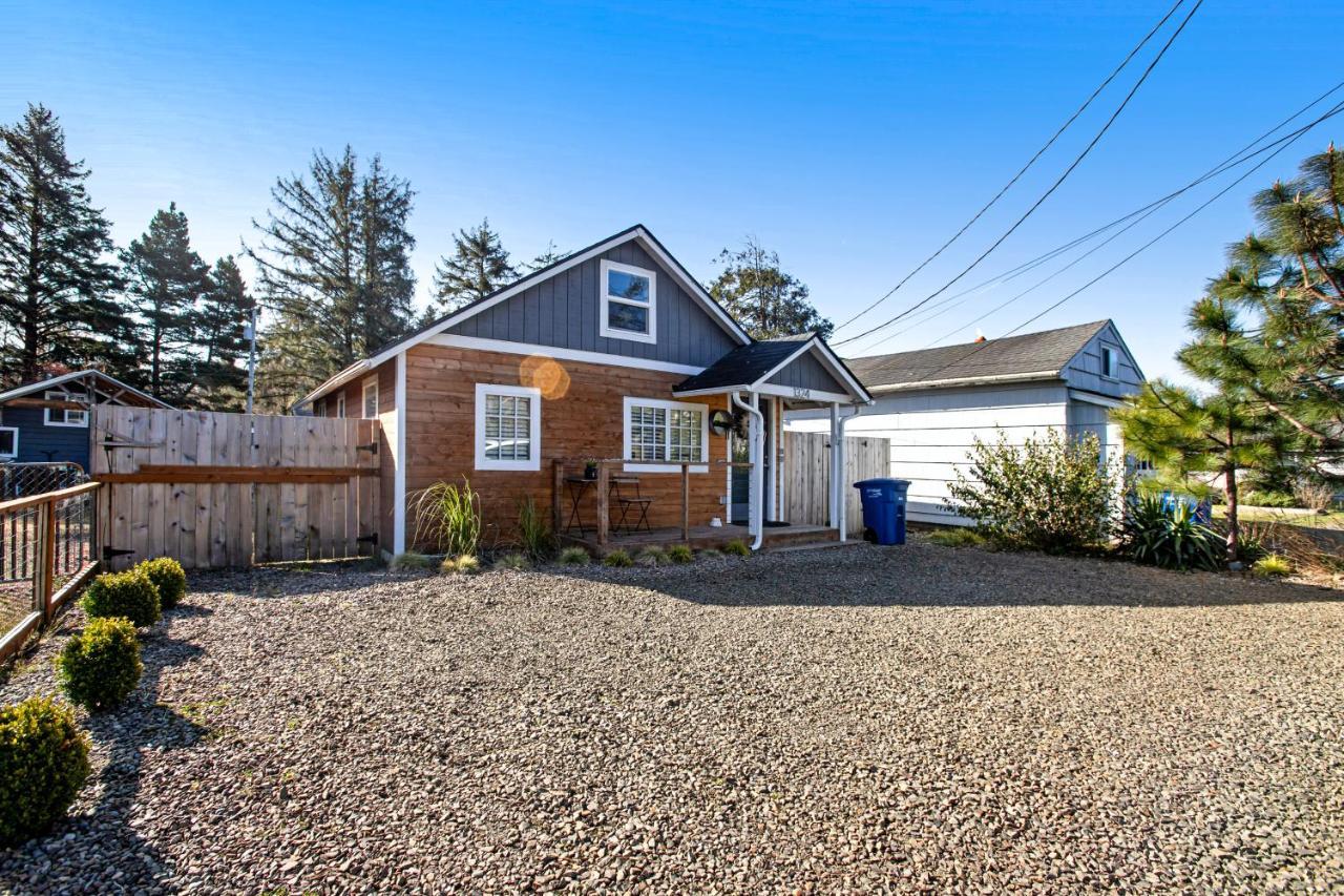 リンカーン・シティー Siletz Bay Getawayヴィラ エクステリア 写真